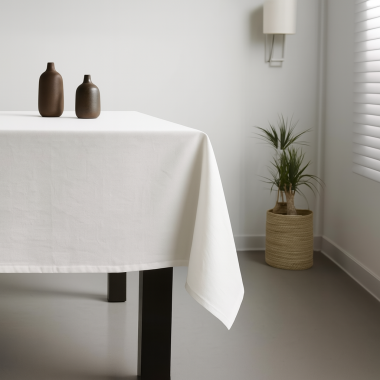 100% Cotton Plain White Lightweight Fabric Tablecloth