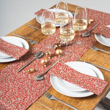 William Morris Willow Bough Crimson/Red 100% Cotton Fabric Table Runner