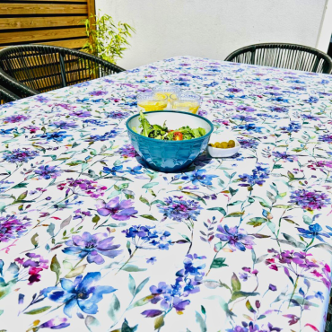 Giardino Heather Water Repellent Floral Indoor/Outdoor Wipe Clean Tablecloth