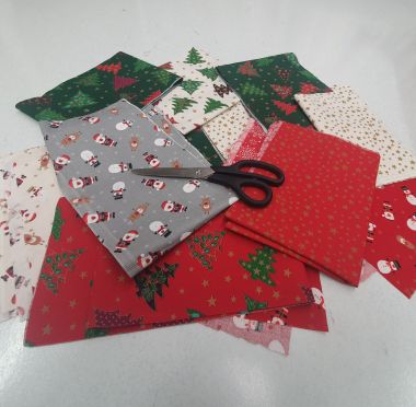 20 Pieces 100% Christmas Cotton Offcuts Remnants-Perfect for Small Craft Projects