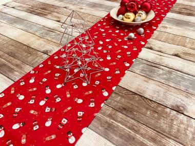 Red with Silver Baubles Reindeer Christmas Vinyl Pvc Wipeclean Tablecloth 
