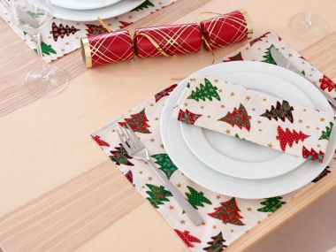 Cream Green Red Christmas Trees Xmas Fabric Placemat 