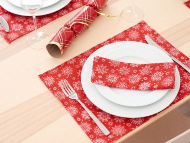 Red Festive Snowflakes 100% Cotton Fabric Placemat