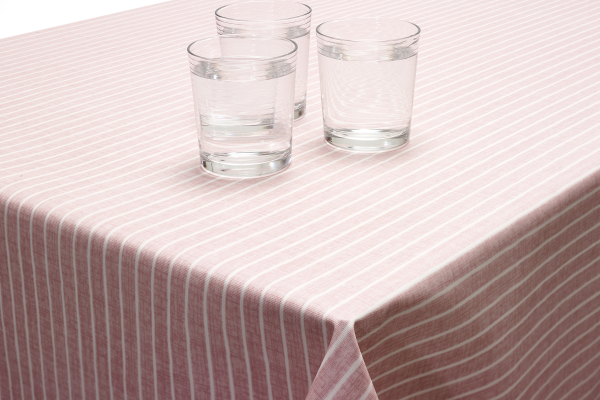 Which Tablecloth is Right for my Cafe?